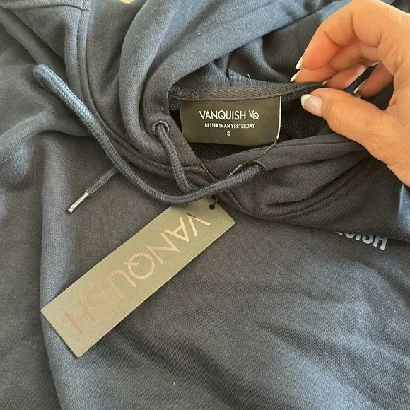 💙NWT Vanquish Sweatshirt - Picture 5 of 5